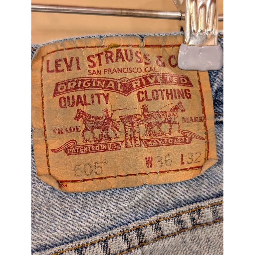 Levi's 505 Regular Fit Jeans Mens W36 L32 Light Wash Denim - Picture 5 of 8
